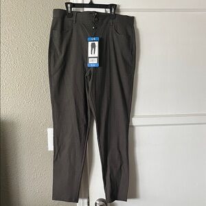 Mario Serrani Olive Women's Stretch Dress Pants